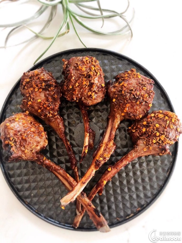 This image has an empty alt attribute; its file name is ab9ce07ffb3c7d4d20ada9f.jpg_800_0_40_f618.jpg